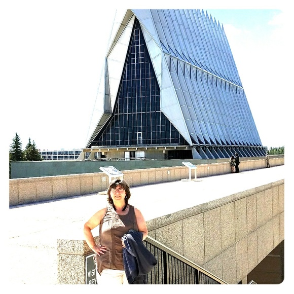 Meet your posher! - Picture 3 of 3